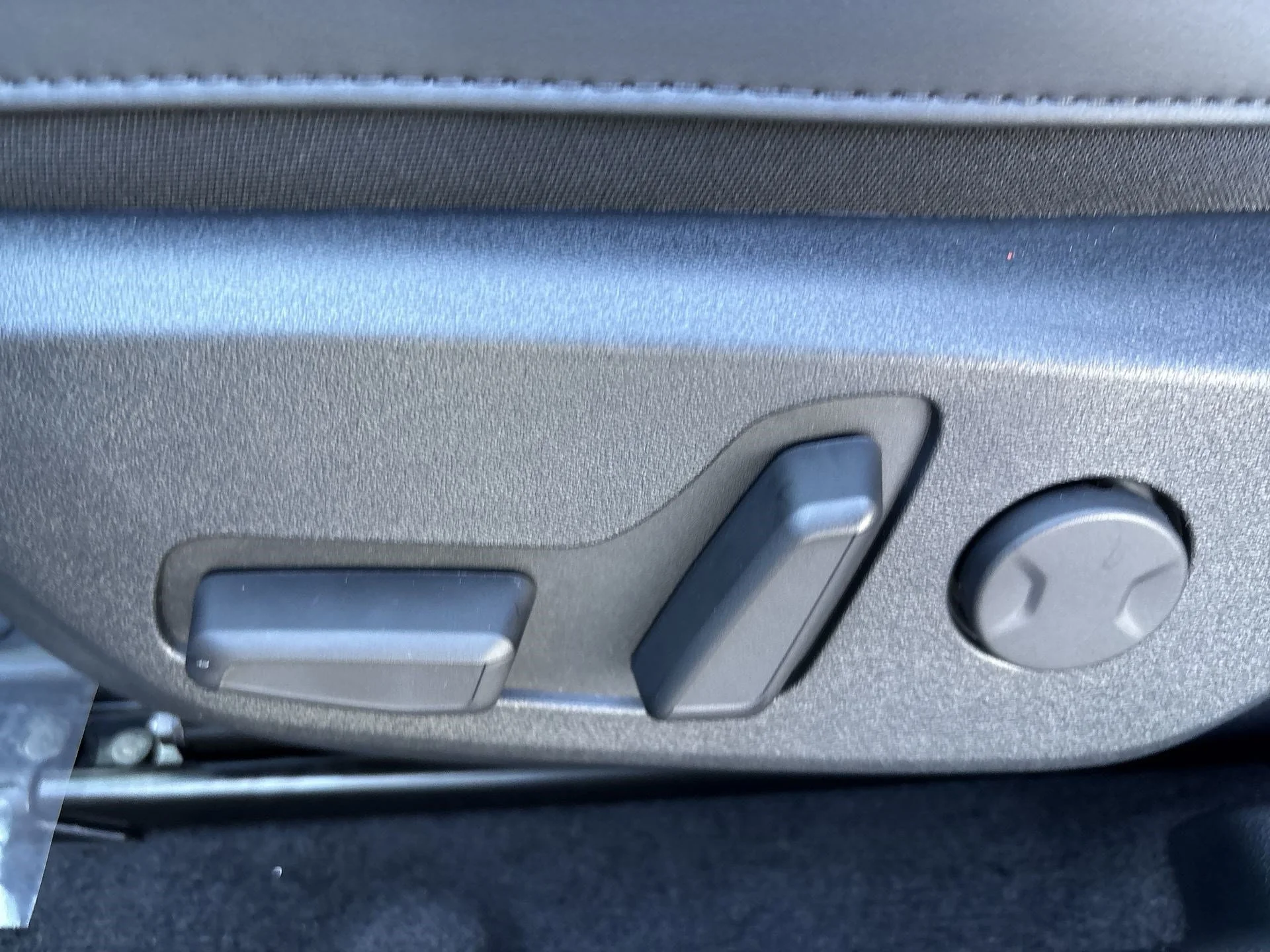 New 2026 Panthera Metal Matte Kia GT-LINE image 16
