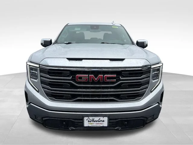 Used 2022 QUICKSILVER METALLIC GMC SLT image 7
