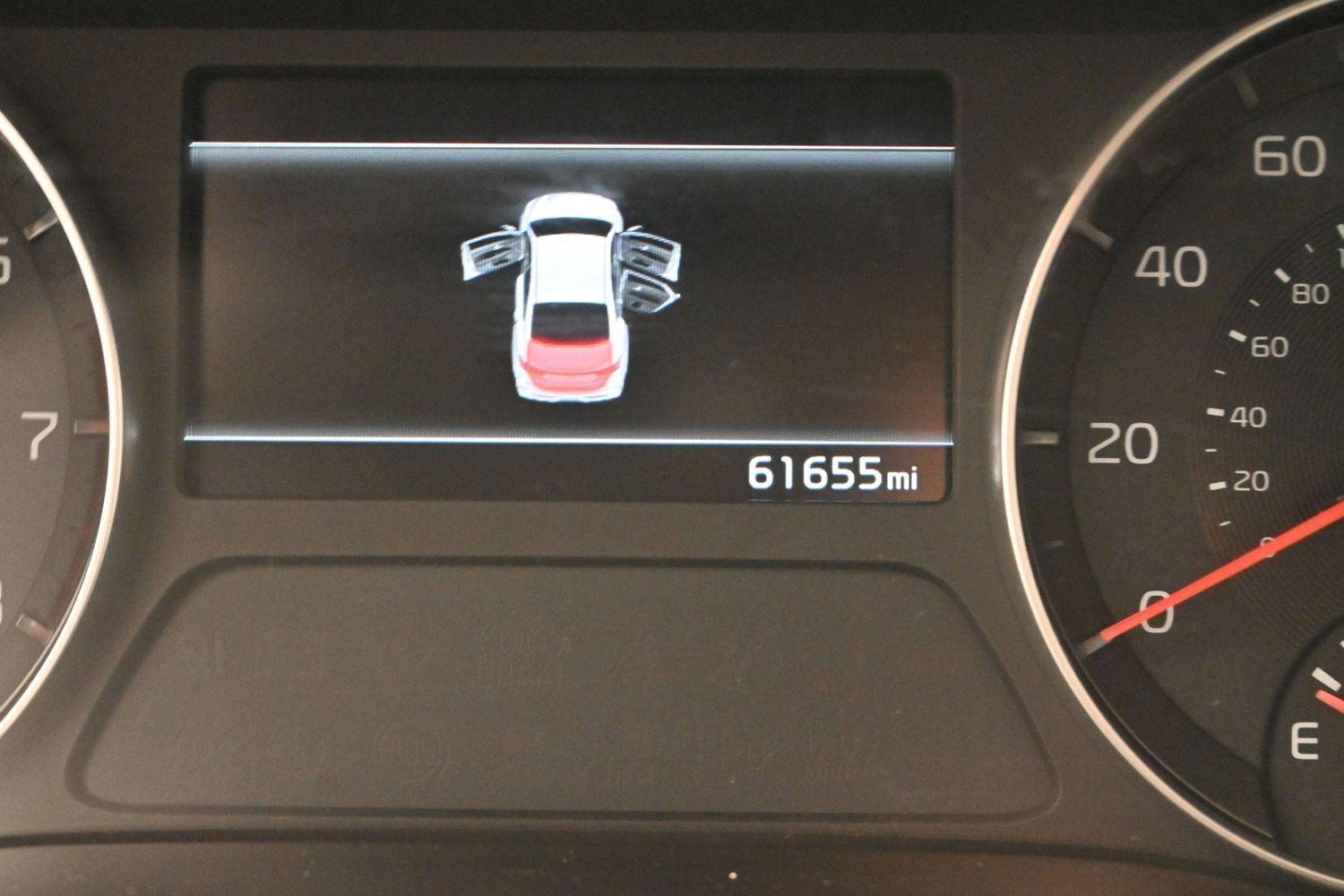 Used 2022 Snow White Pearl Kia GT-Line image 18