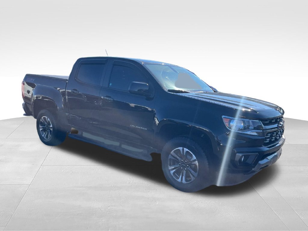 Used 2021 Black Chevrolet Z71 image 7