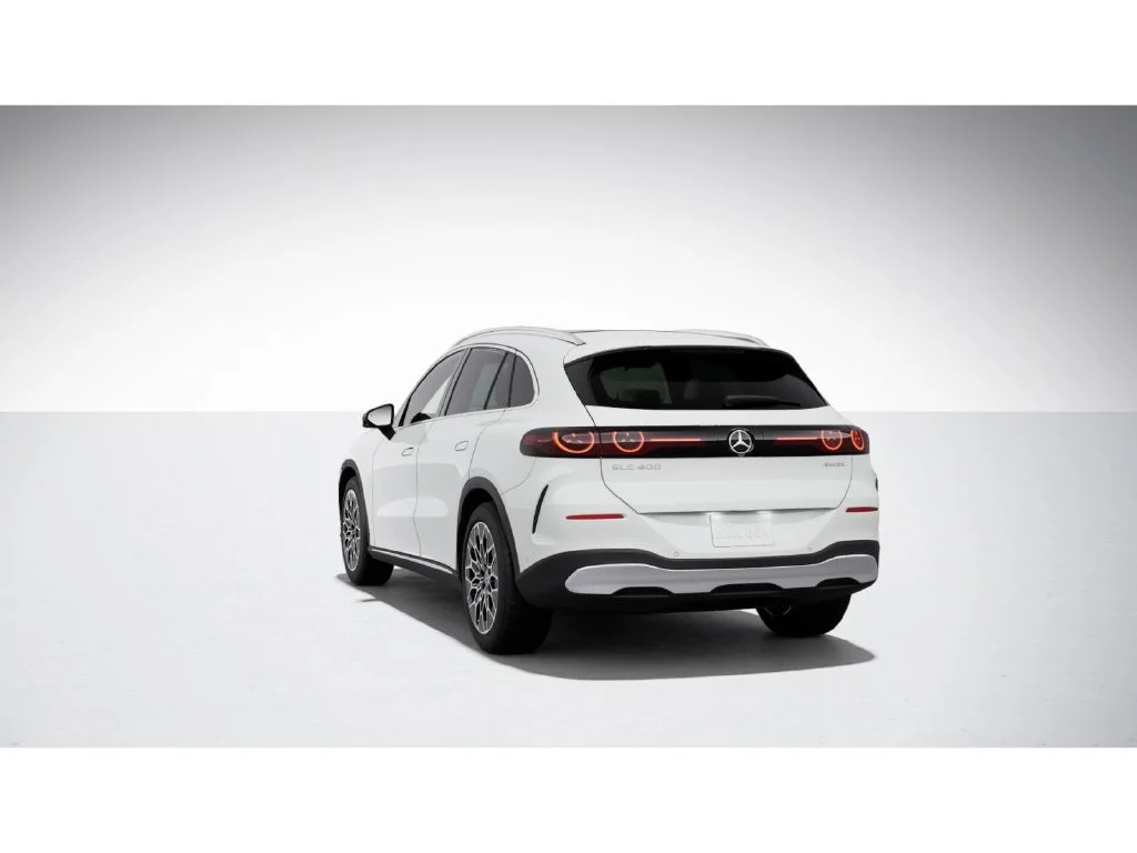 New 2027 White Mercedes-Benz GLC 400 image 27