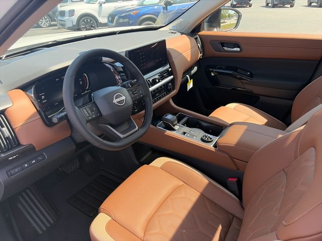 New 2026 Everest White Pearl TriCoat / Super Black Two-tone Nissan Platinum image 31