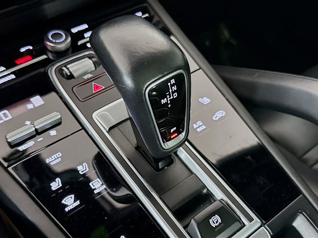 Used 2020 Black Porsche Turbo image 17