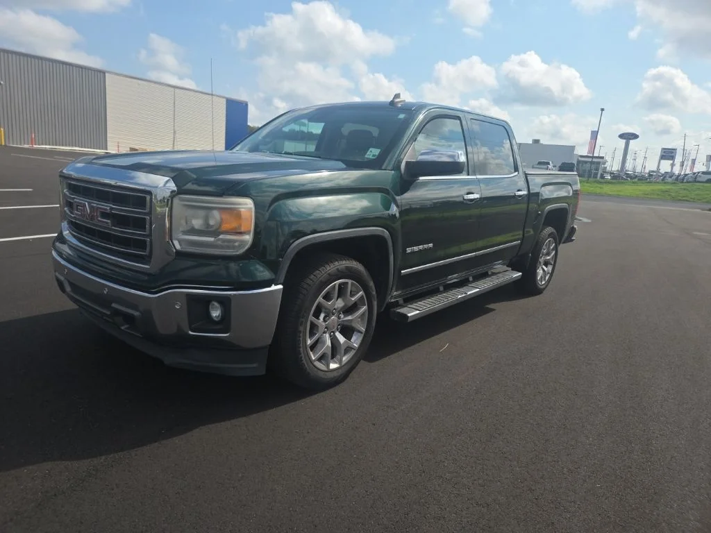 Used 2015 Green GMC SLT image 3