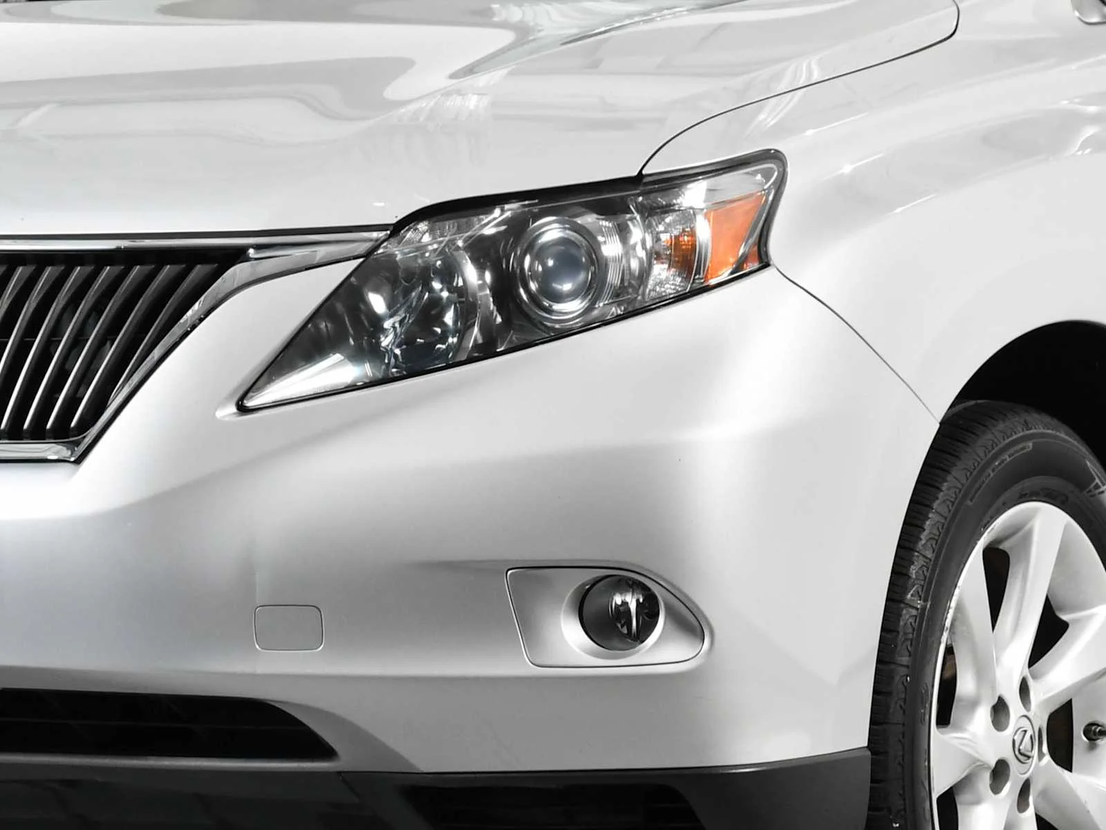 Used 2010 Tungsten Pearl Lexus  image 11