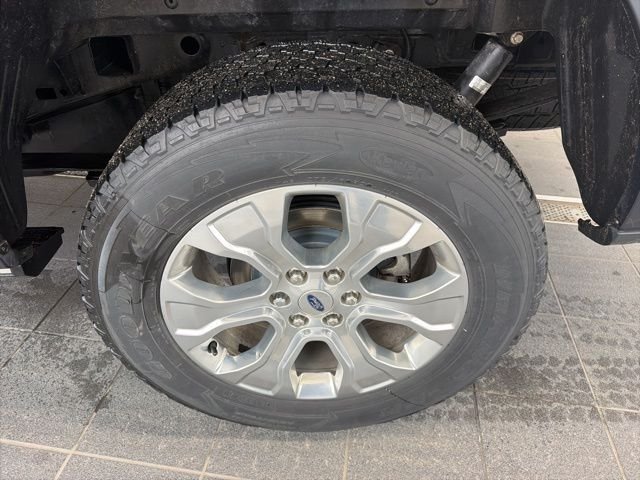 Used 2022 Gray Ford Platinum image 8