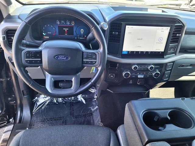 Used 2025 Black Ford XLT image 9