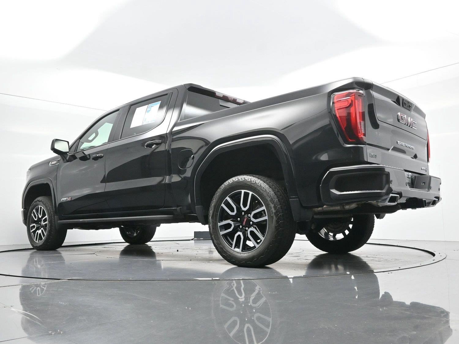 Used 2026 Onyx Black GMC AT4 image 50