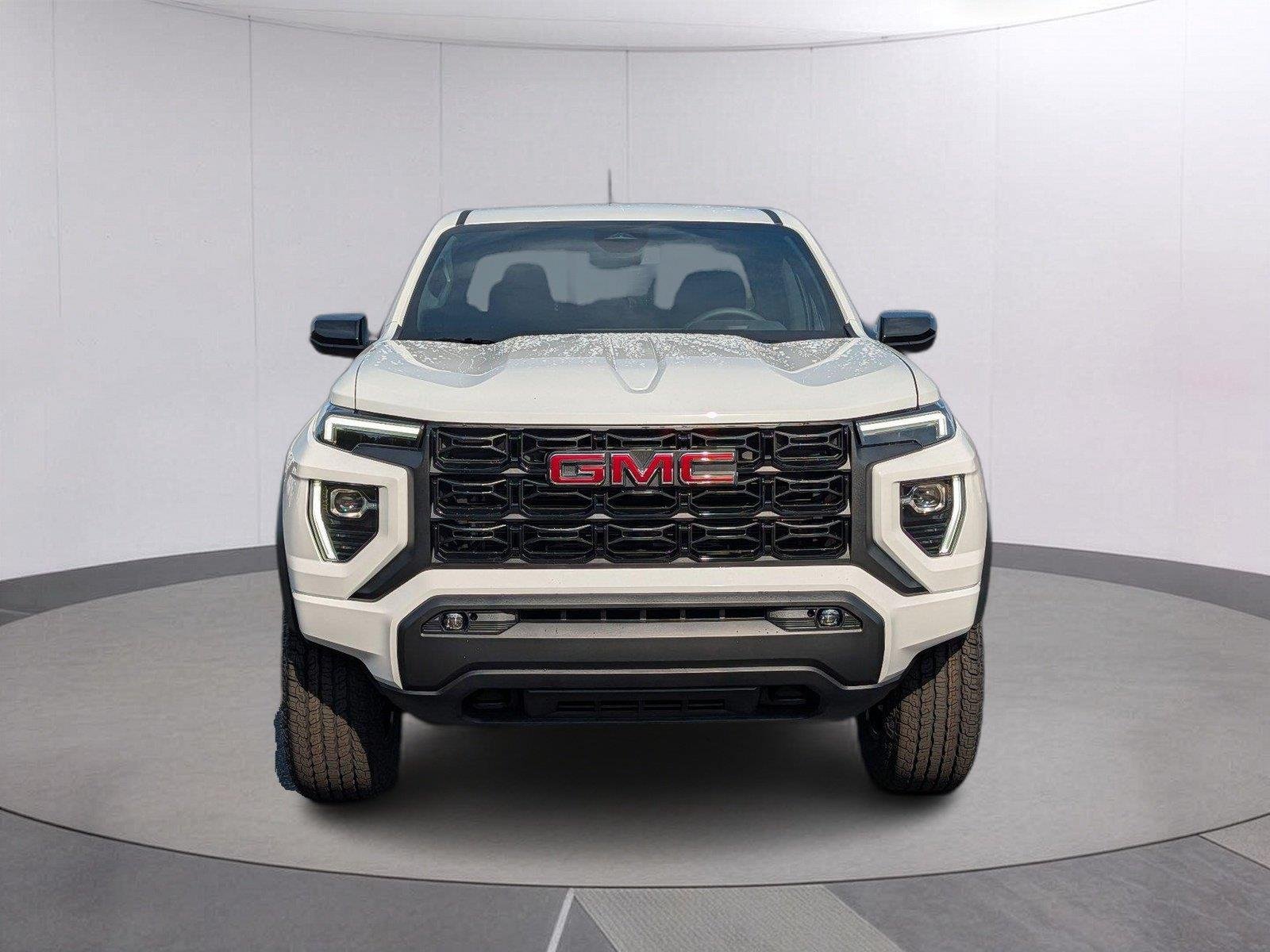 New 2026 Summit White GMC Elevation image 9