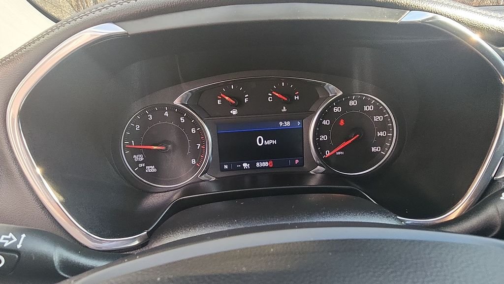 Used 2024 White Chevrolet LT image 19
