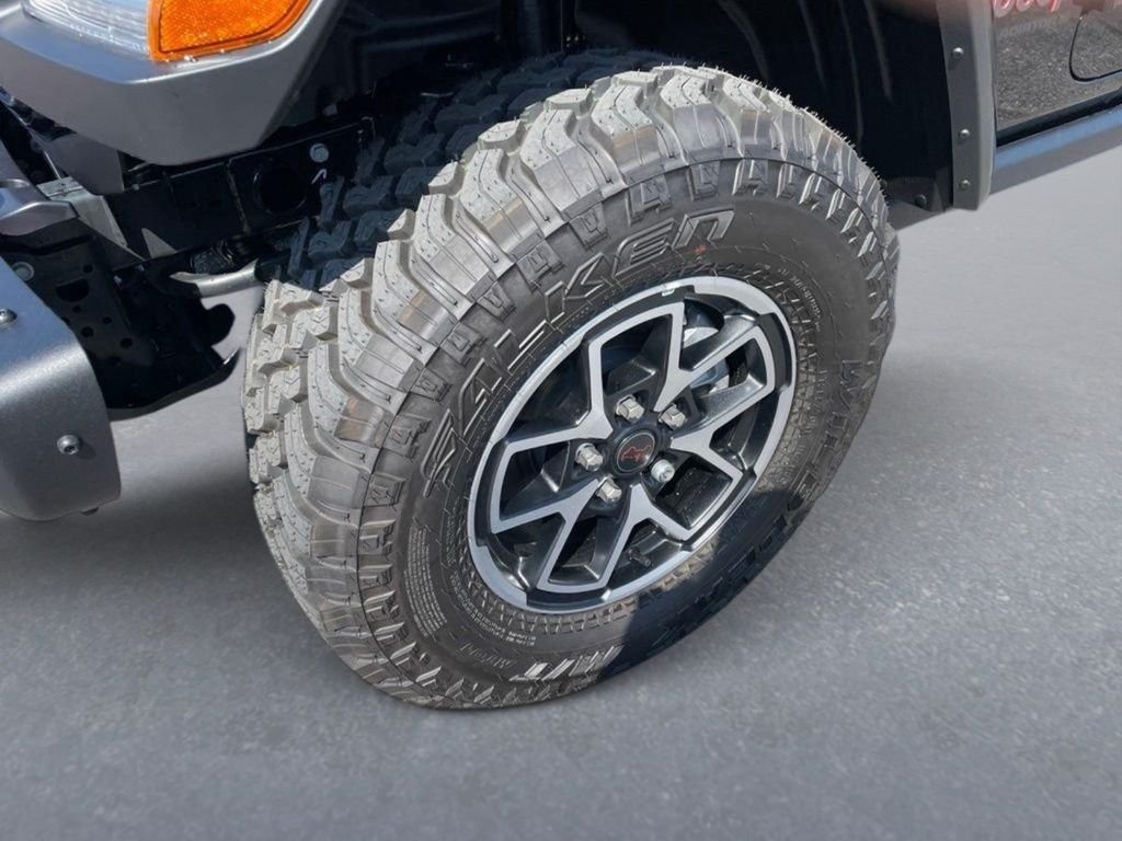 New 2026 Black Clear-Coat Exterior Paint Jeep Rubicon X image 9