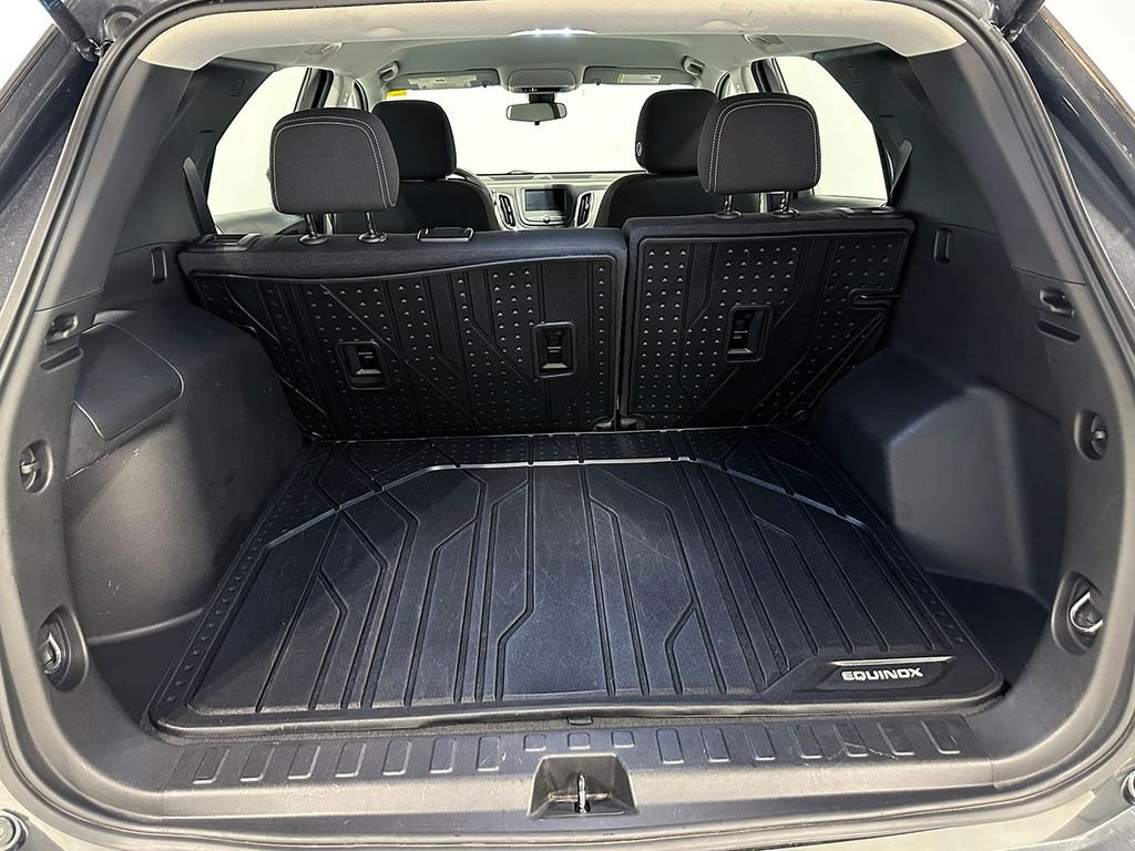 Used 2021 Gray Chevrolet LS image 5
