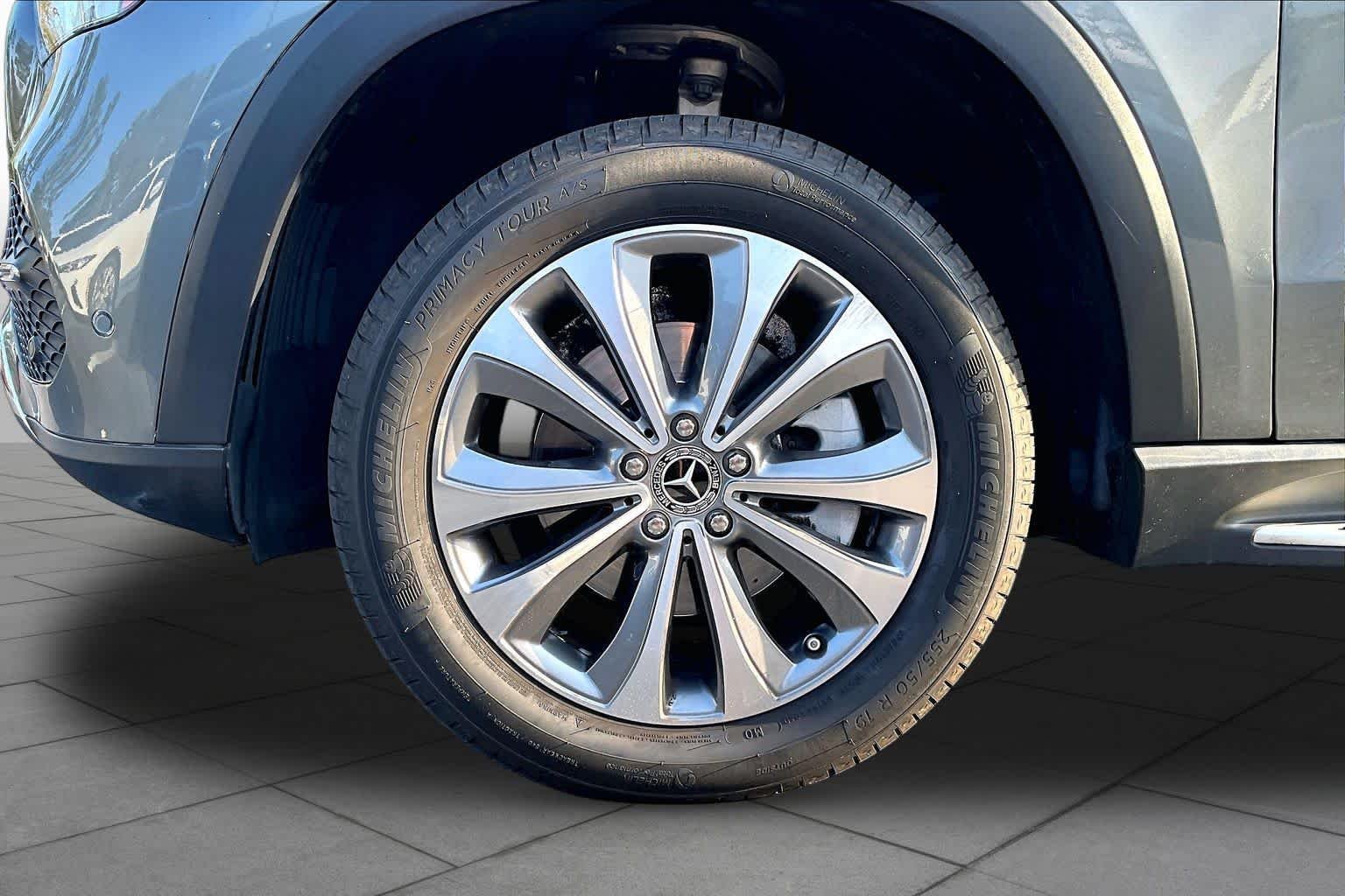 Used 2020 Selenite Grey Metallic Mercedes-Benz GLE 350 image 11