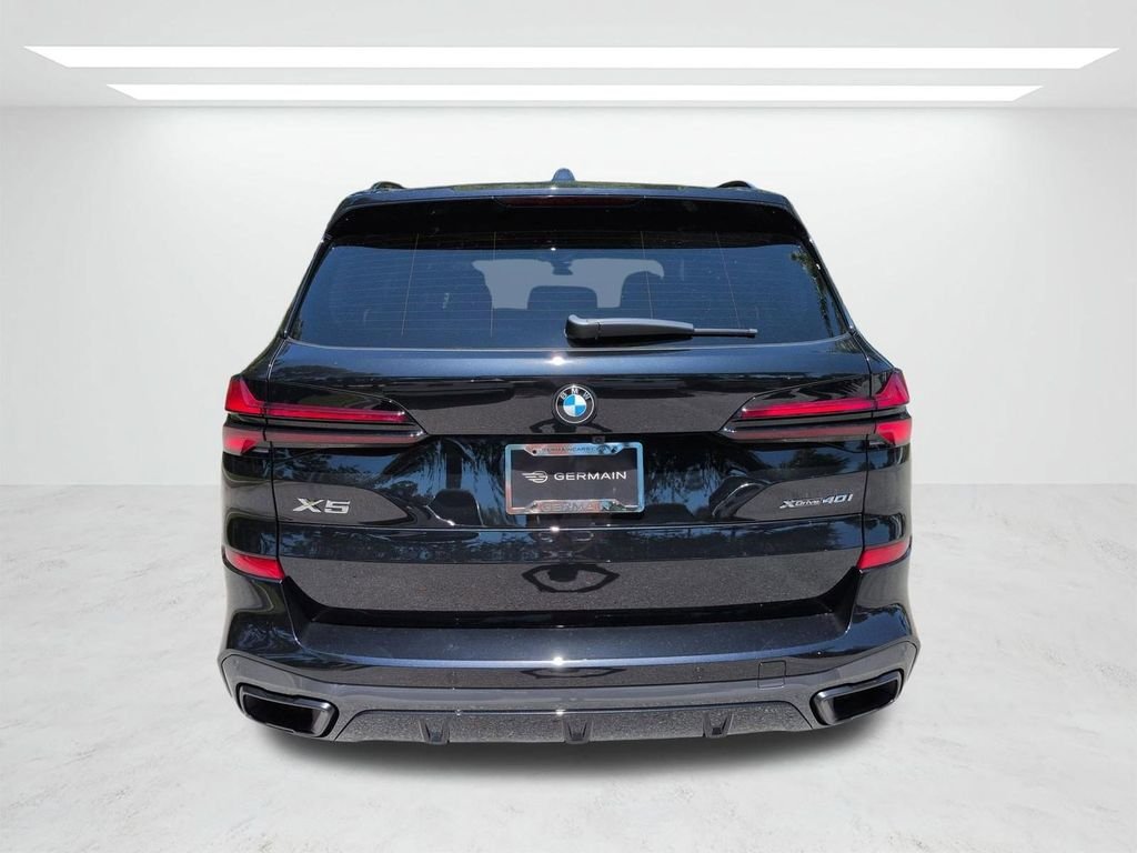 New 2026 Black Sapphire Metallic BMW xDrive40i image 5