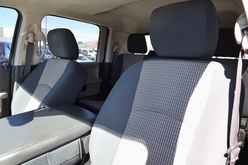 Used 2012 Bright White Ram SLT image 16