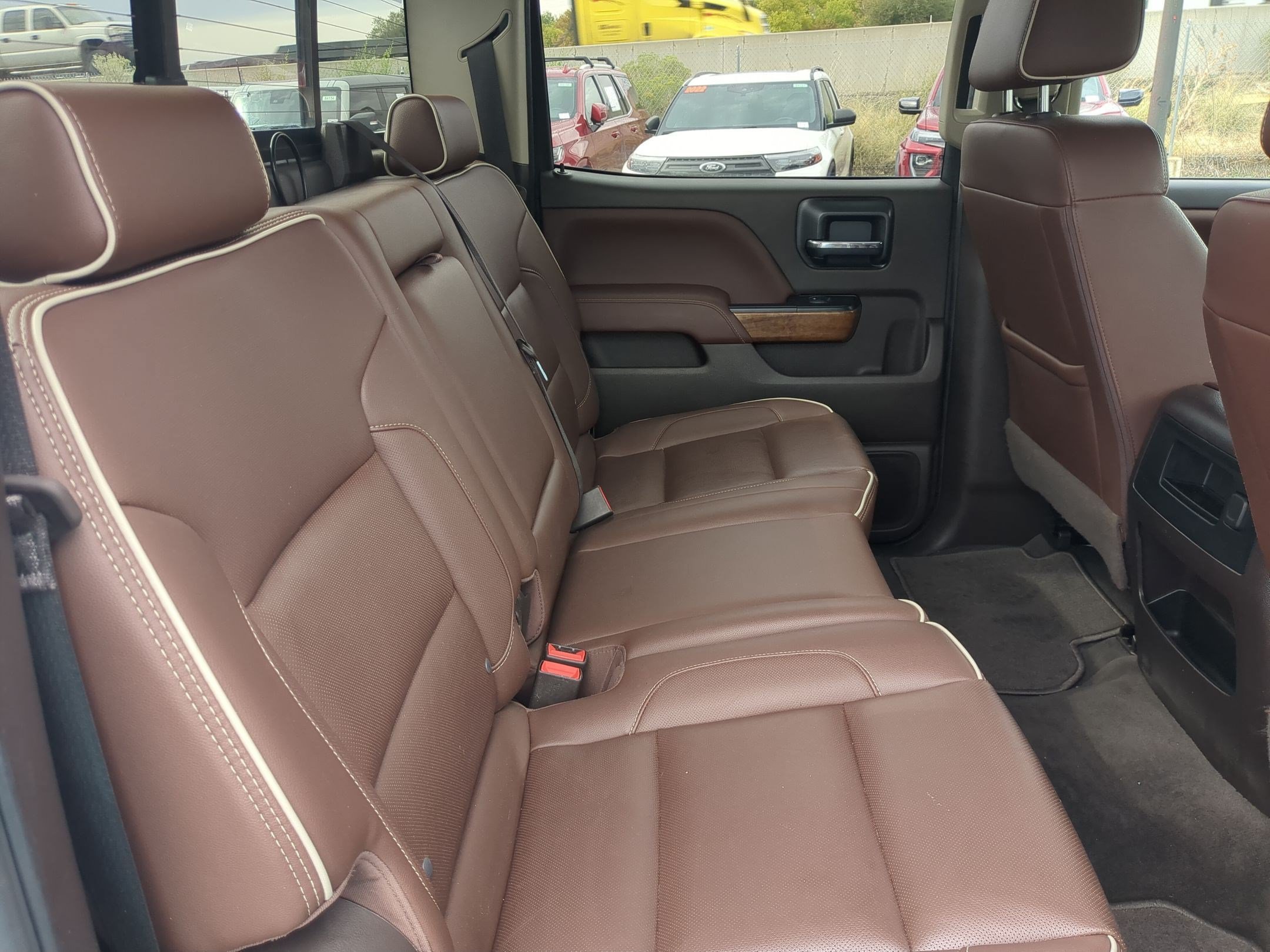 Used 2019 SUMMIT WHITE Chevrolet High Country image 27