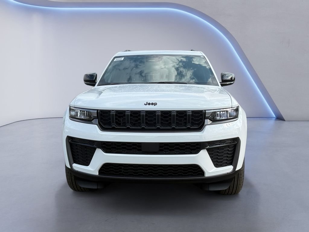 New 2026 Bright White Clearcoat Jeep Altitude image 8