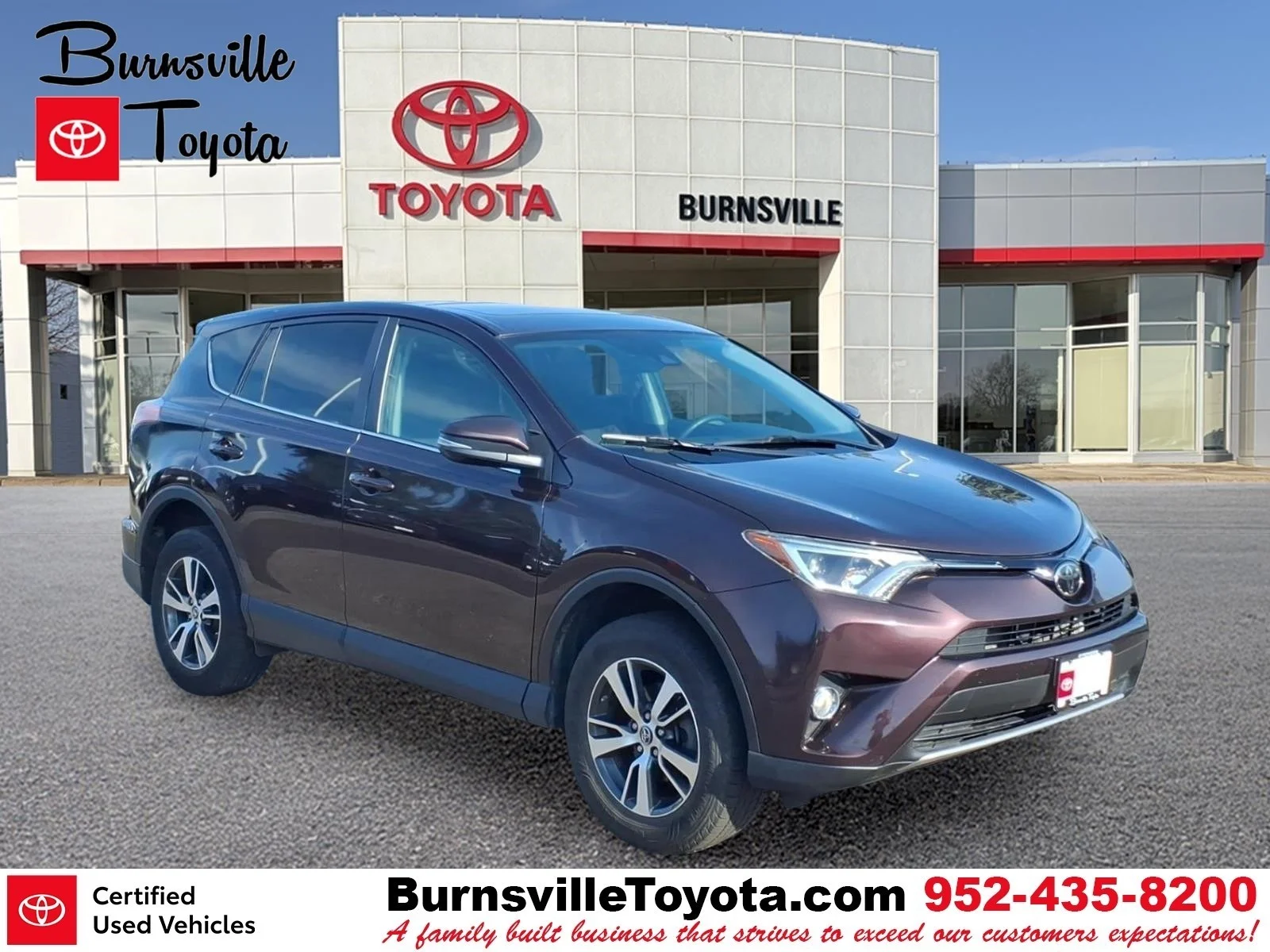 Used 2018 Black Toyota XLE image 1