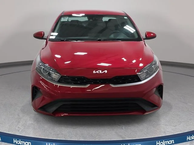 Certified Used 2024 Currant Red Kia LXS image 3