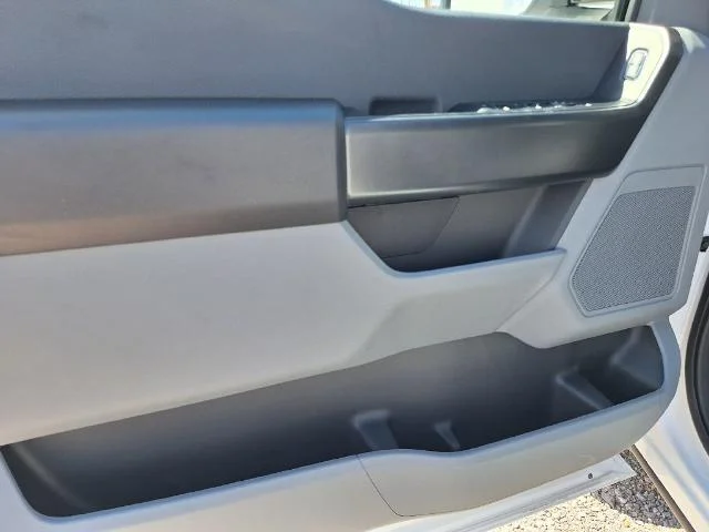 New 2026 Oxford White Ford XL image 40