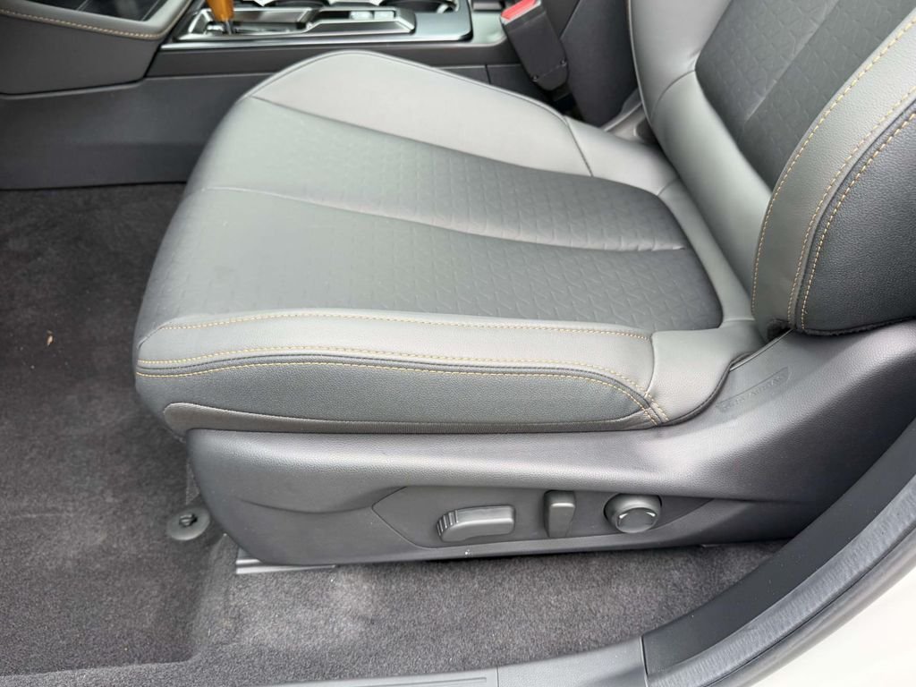 New 2026 CRYSTAL WHITE PEARL Subaru Wilderness image 15