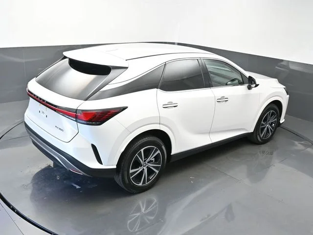 Used 2024 White Lexus 350 image 57