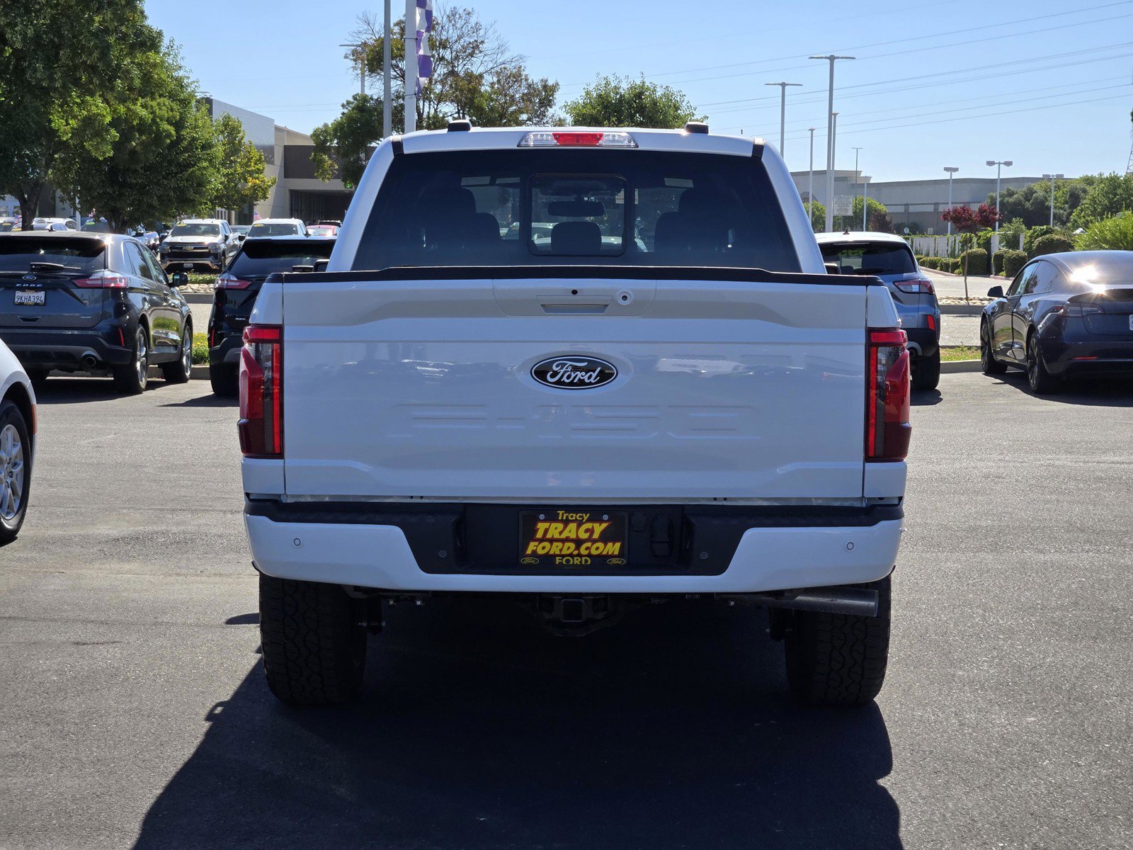 New 2026 Oxford White Ford XLT image 5