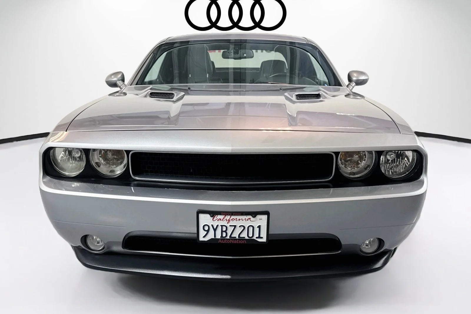 Used 2011 Billet Metallic Dodge  image 2
