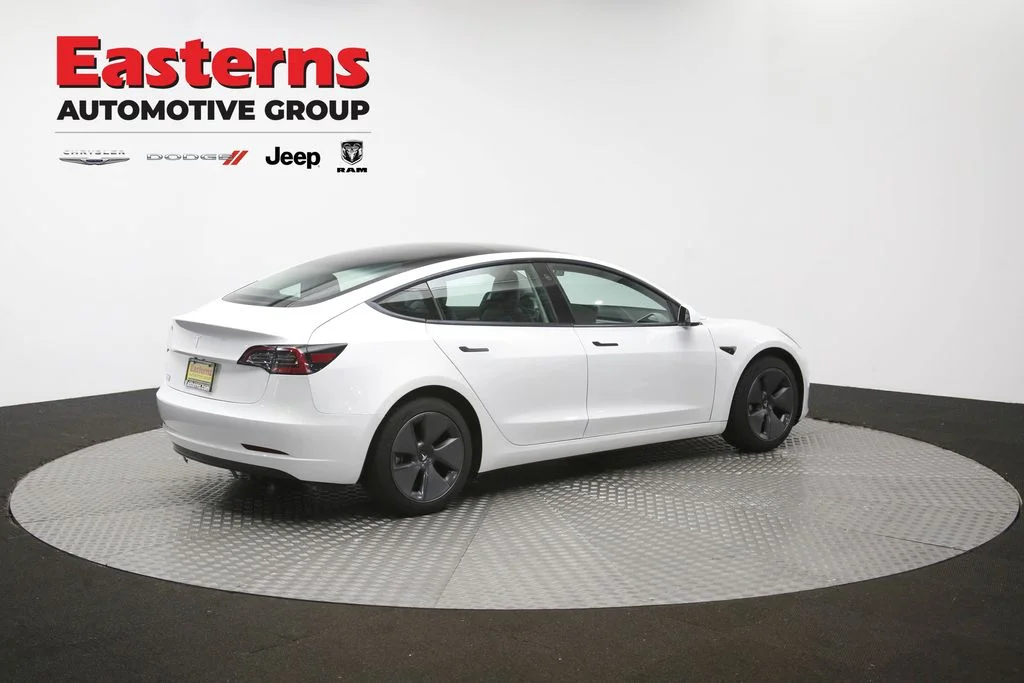 Used 2023 White Tesla Base image 40