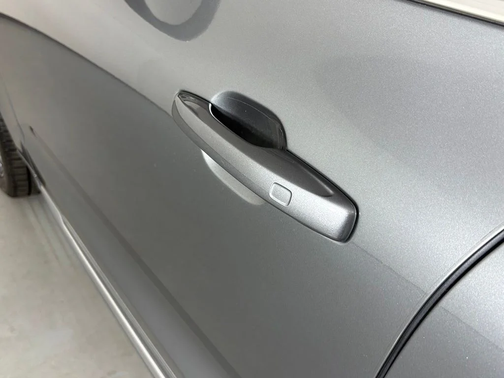 Used 2020 Gray Volvo T6 Inscription image 13