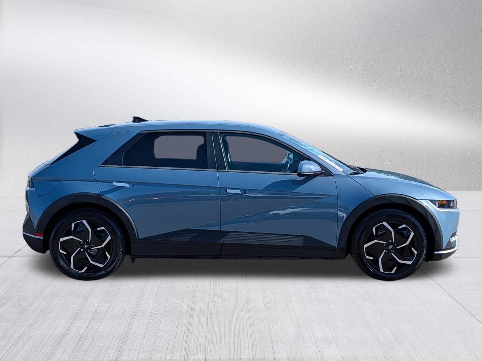 2024 Hyundai IONIQ 5 SEL - Photo 8