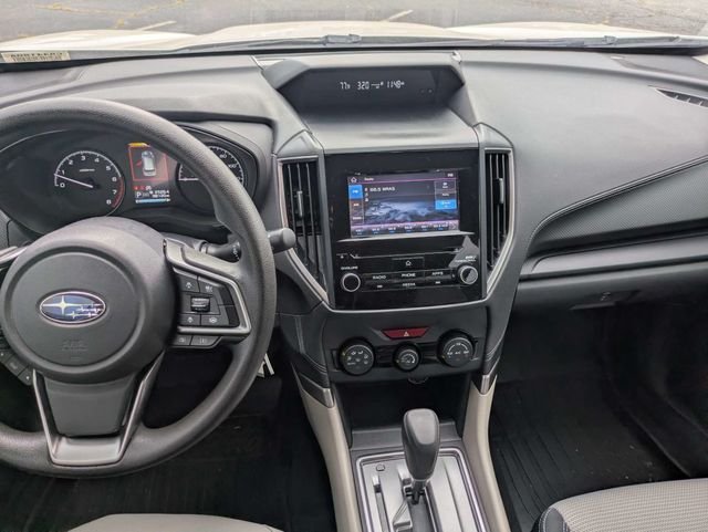 Used 2020 White Subaru Base image 12