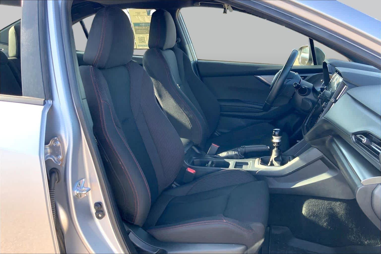 Used 2023 Ice Silver Metallic Subaru Premium image 9