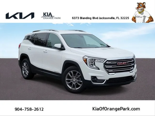 2024 GMC Terrain SLT FWD's photo