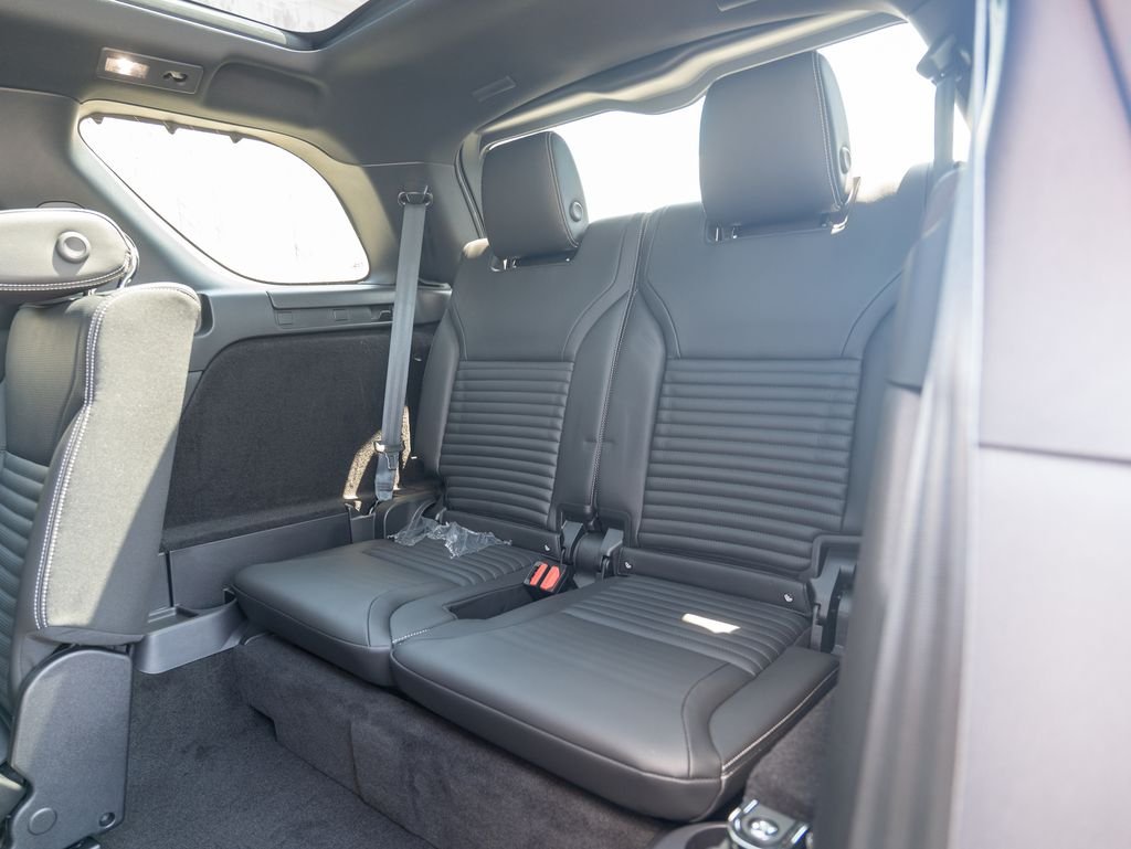 New 2026 Black Land Rover S image 23