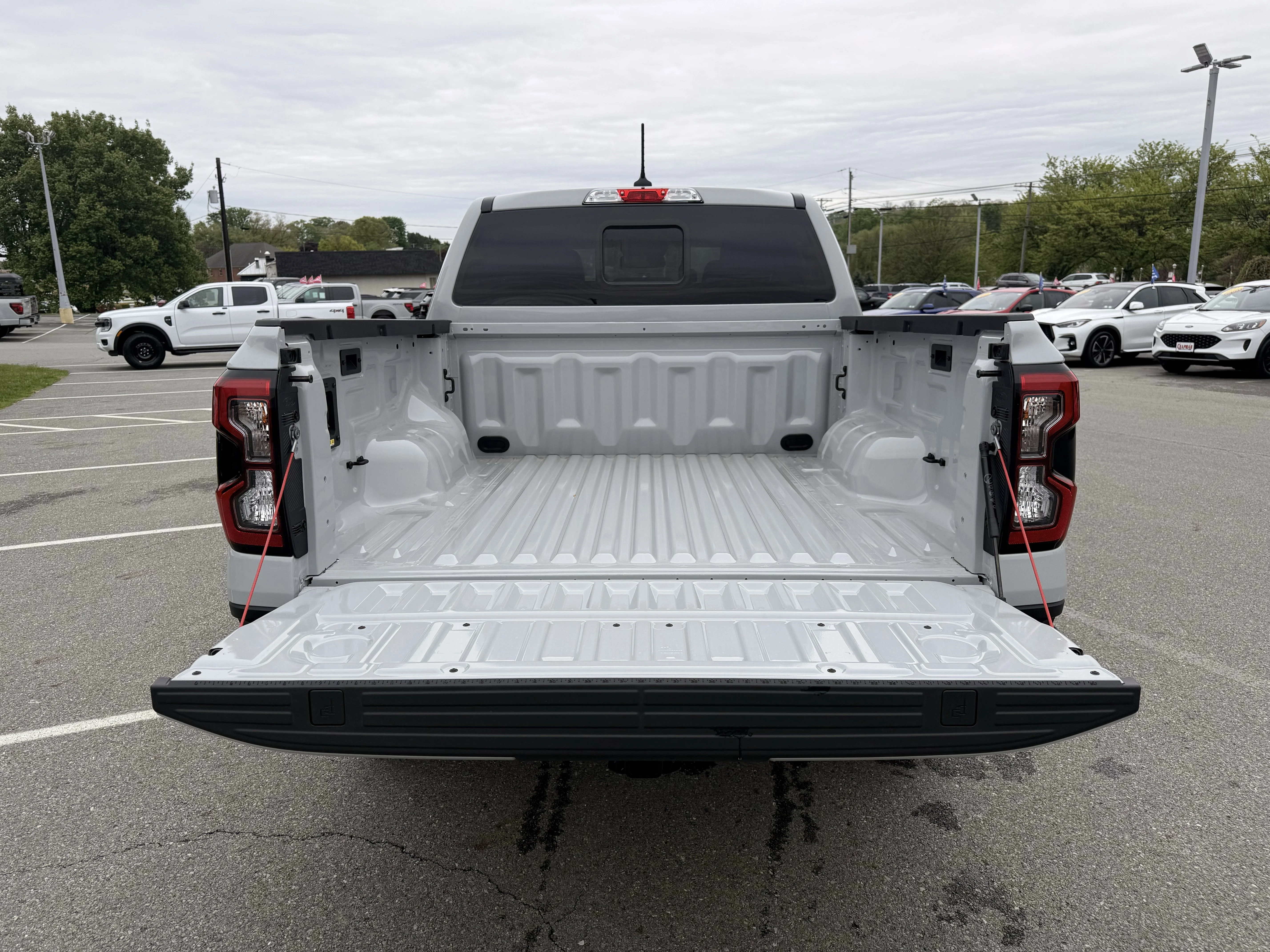 New 2026 Avalanche Ford XLT image 26