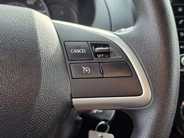 Used 2024 Black Mitsubishi ES image 26