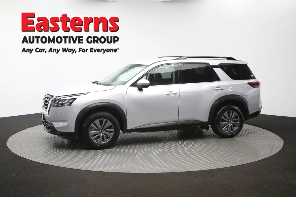 Used 2025 Silver Nissan SV image 62
