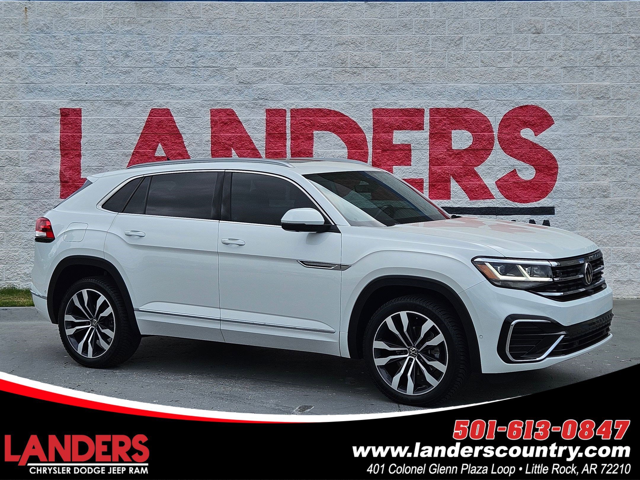 2022 Volkswagen Atlas Cross Sport SEL Premium R-Line