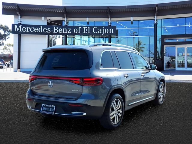 Certified Used 2025 Gray Mercedes-Benz 300 image 3