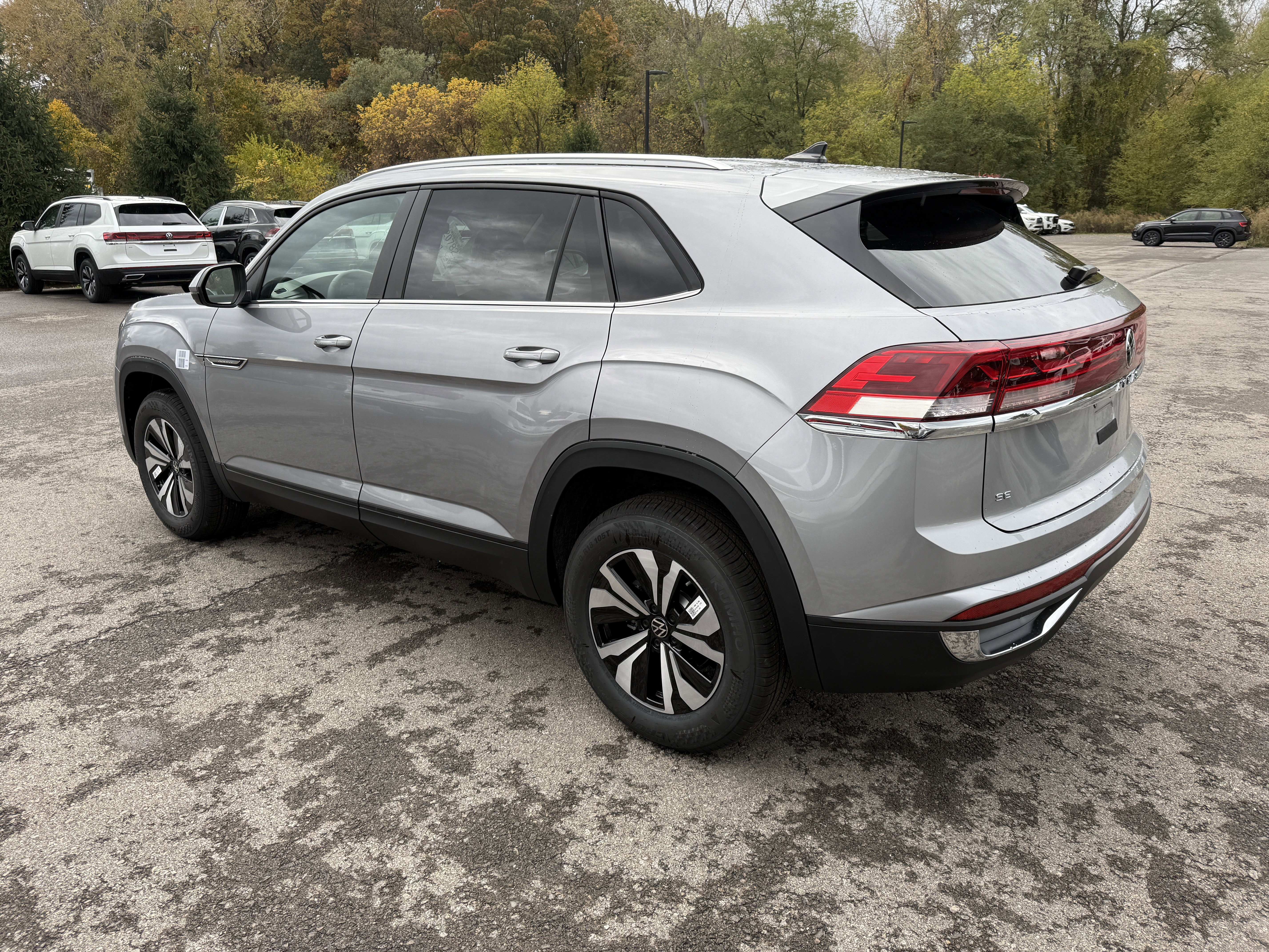 2026 Volkswagen Atlas Cross Sport SE - Photo 7