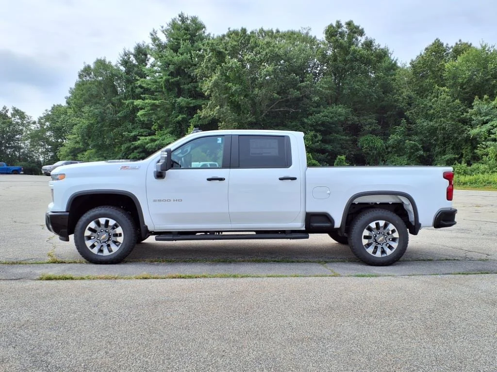 2025 Chevrolet Silverado 2500 HD Custom - Photo 6