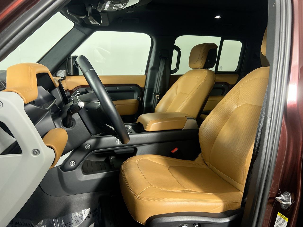 2023 Land Rover Defender SE - Photo 12
