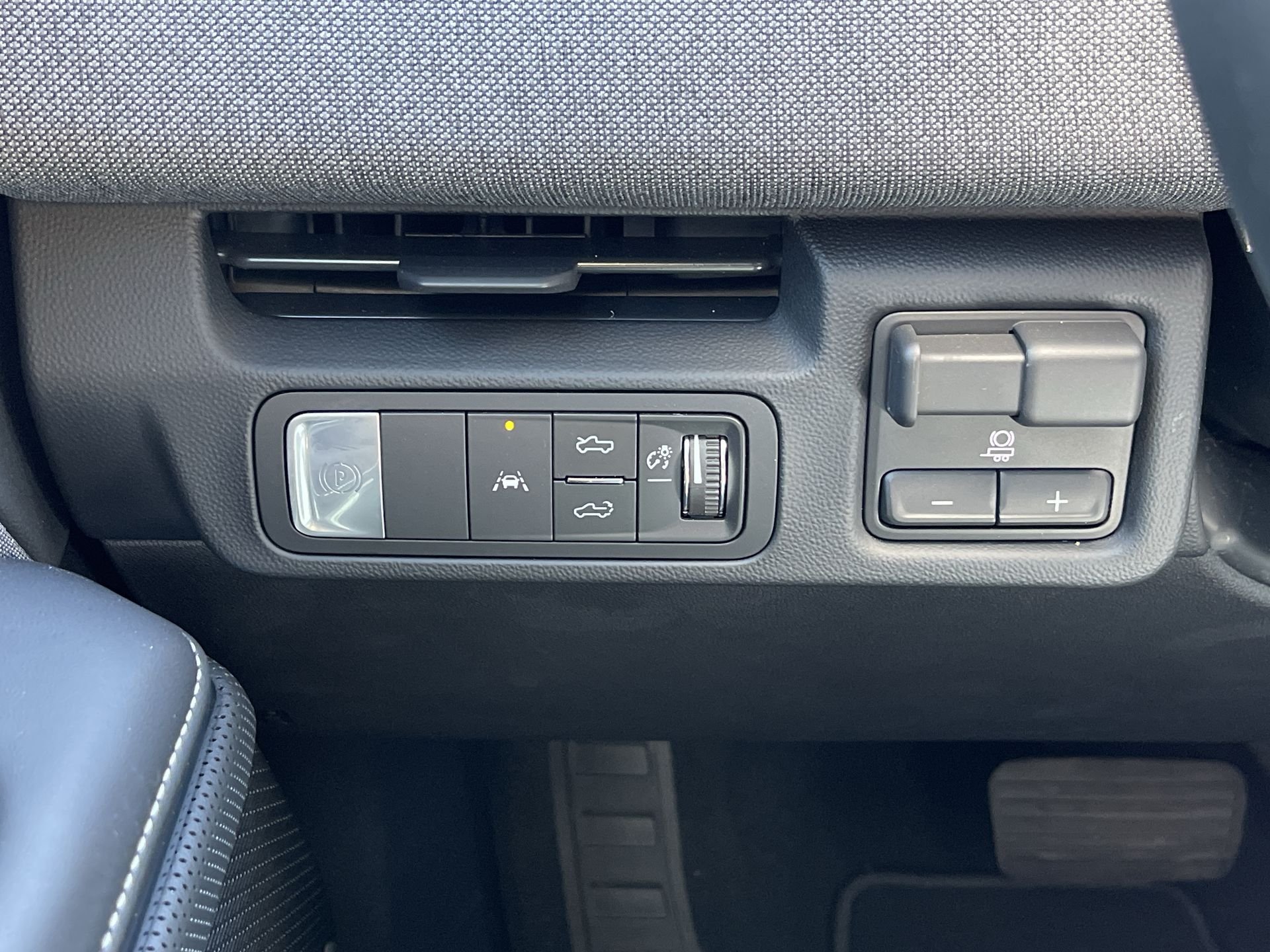 2026 GMC Sierra EV Elevation - Photo 50
