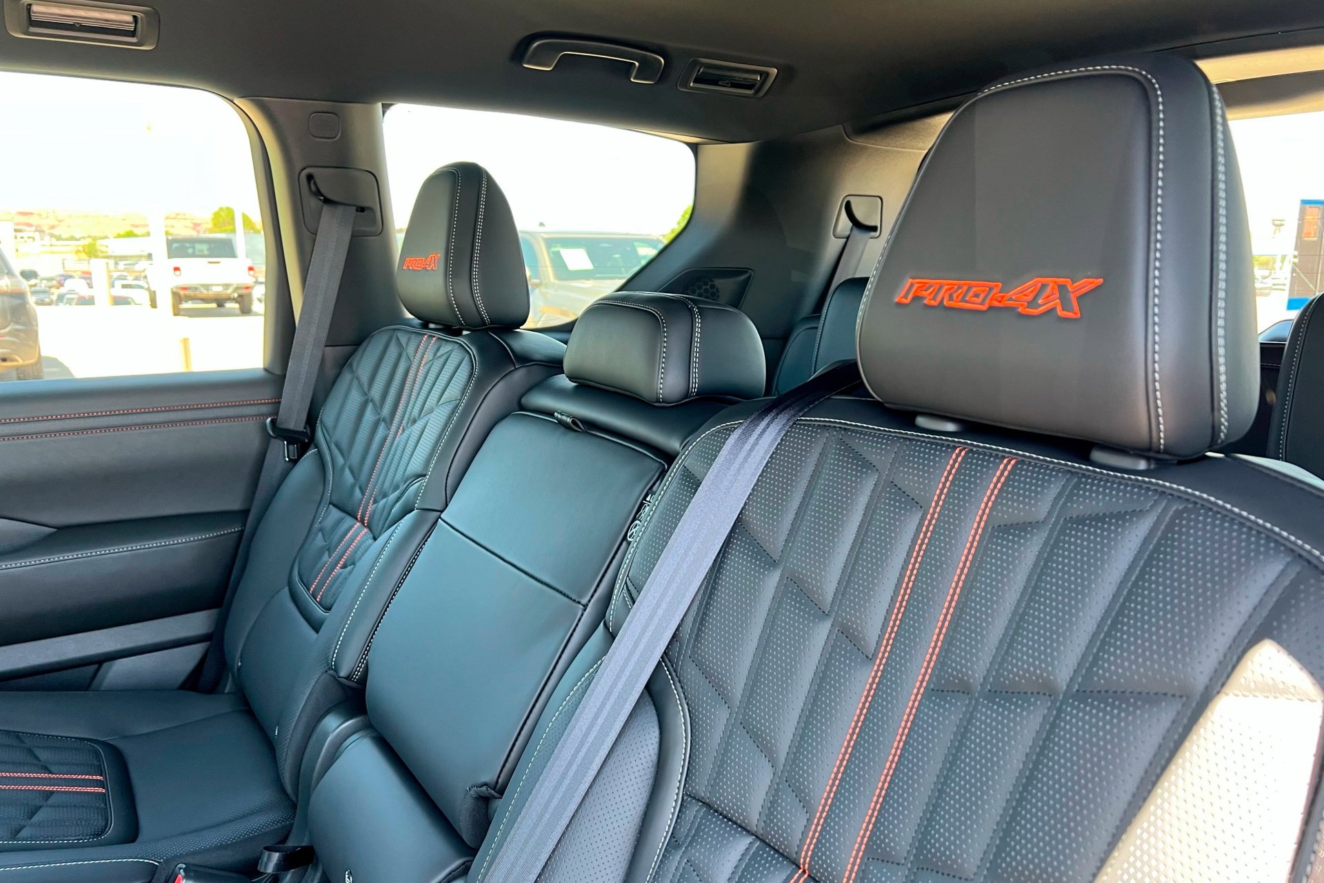 2025 Nissan Armada PRO-4X - Photo 21