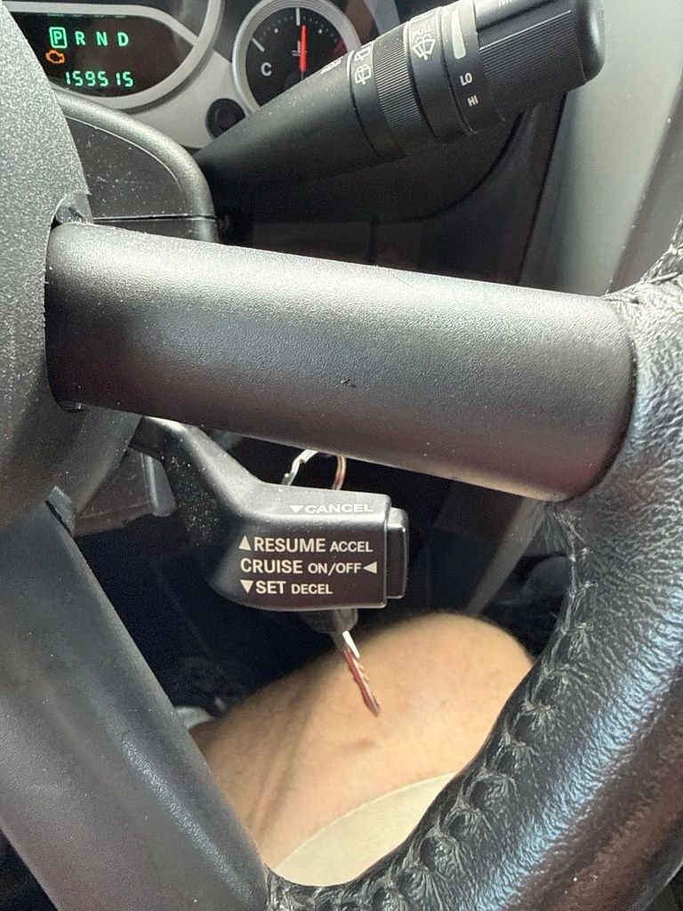 Used 2010 Gray Jeep Unlimited Sport image 17