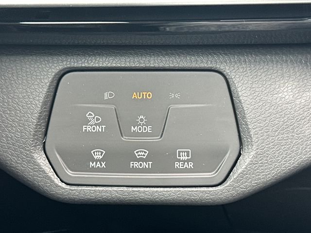 New 2026 Gray Volkswagen Pro S image 31