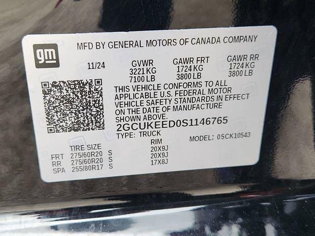 Used 2025 Black Chevrolet RST image 33
