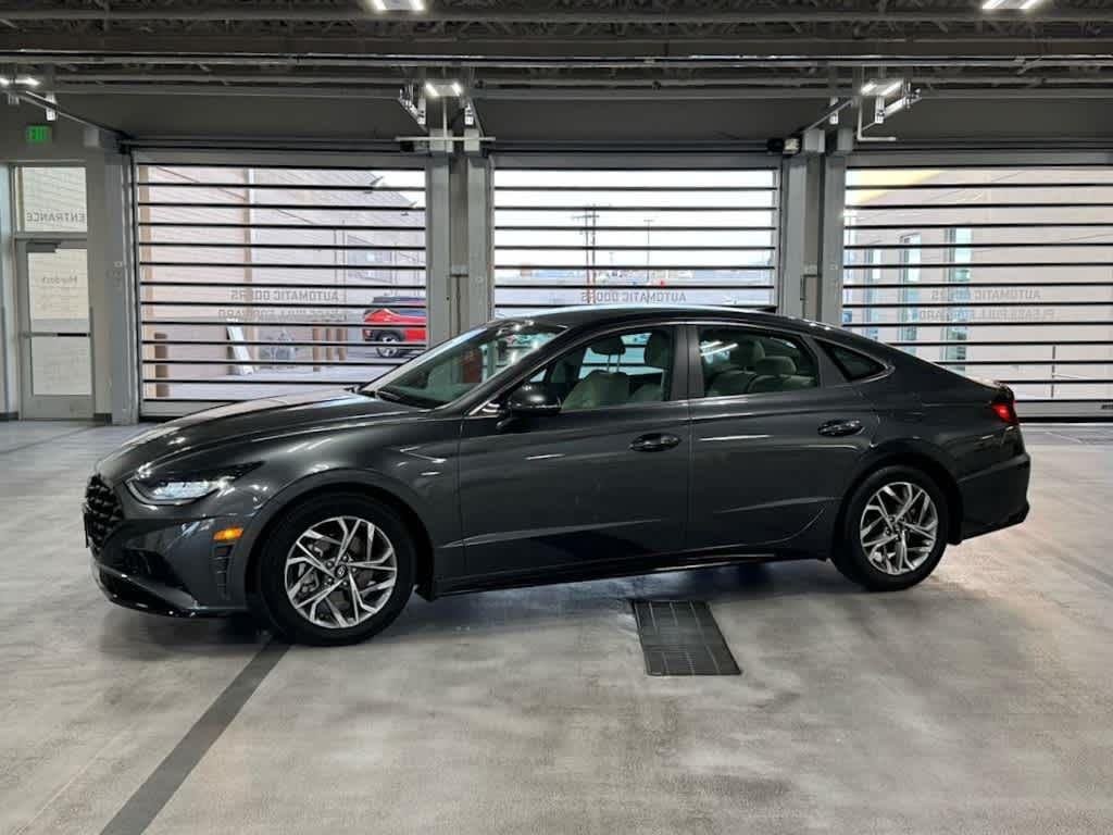 2023 Hyundai Sonata SEL's photo