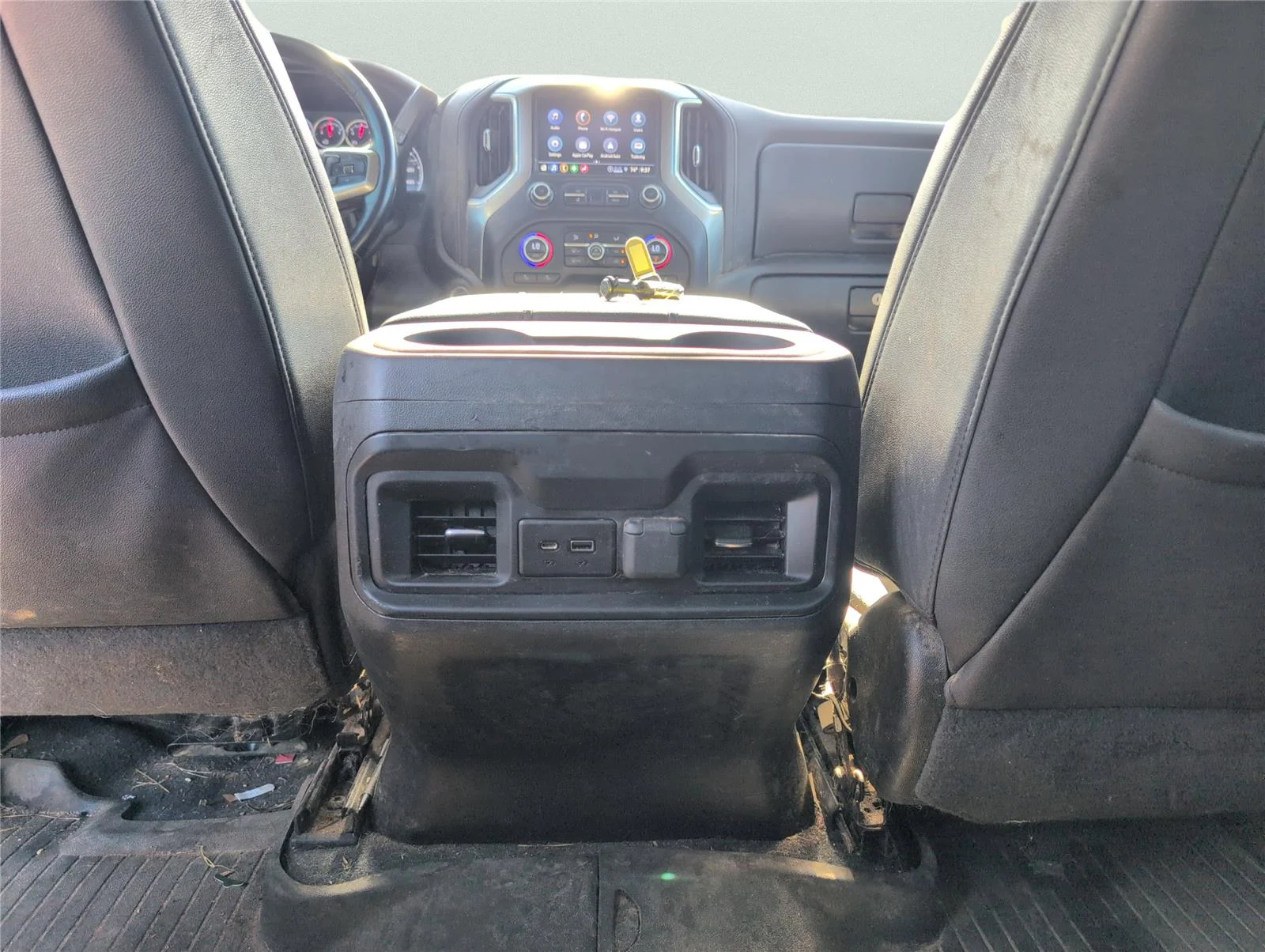 Used 2023 Silver Ice Metallic Chevrolet LT image 27